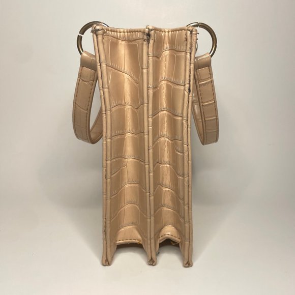 Salmon colored Faux Croc Printed Crossbody Purse - Olivia Miller - Picture 4 of 8